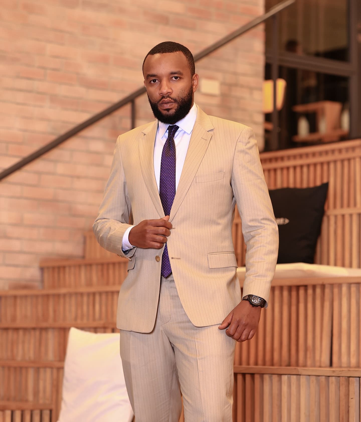 Deep Blue Executive Suit alternate